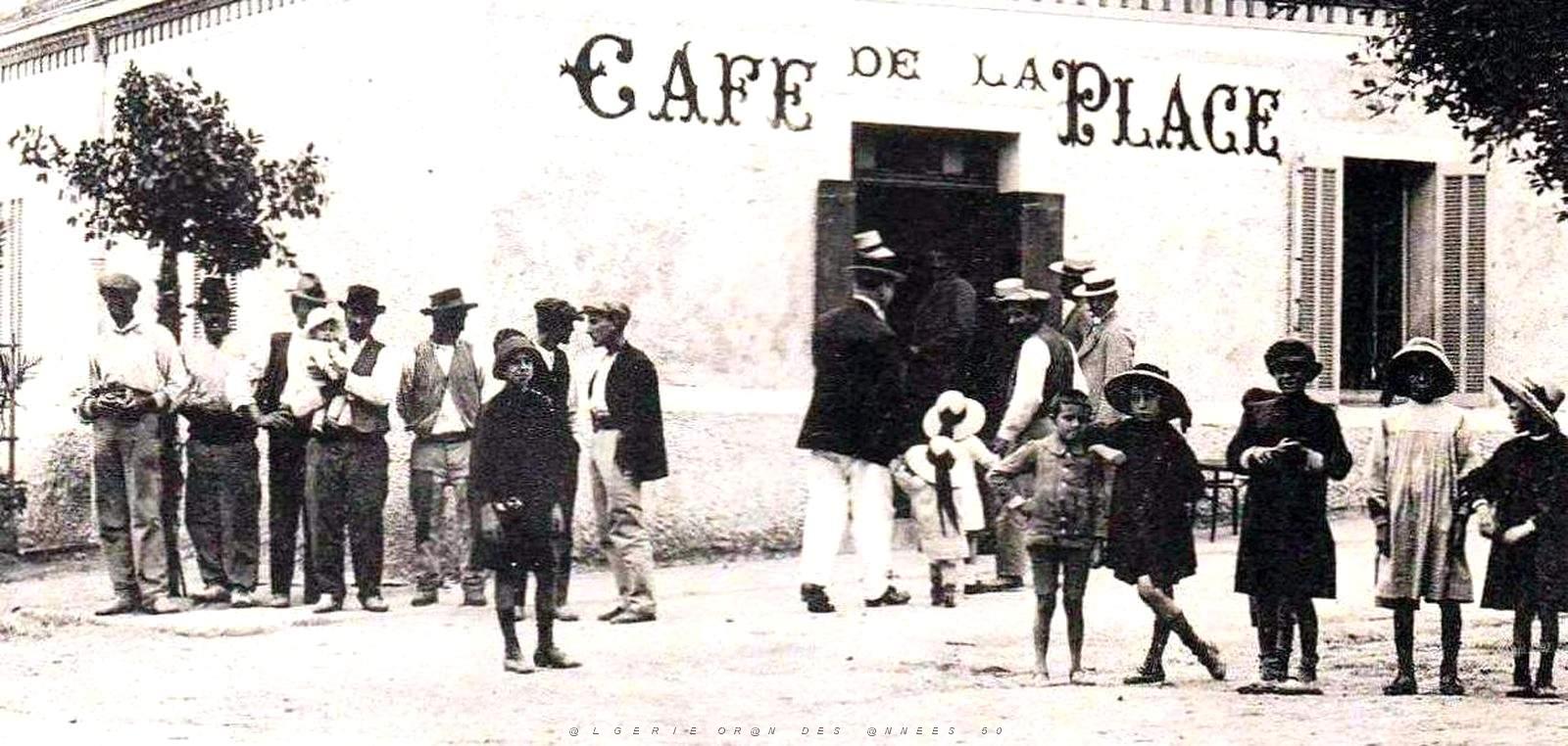 1798- Baba-Hassen - La Place2 du Square.jpg